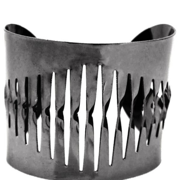 I NEED TO VENT GUNMETAL CUFF BRACELET